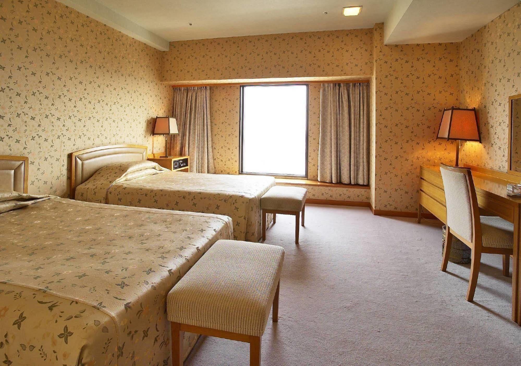 ANA Crowne Plaza Kumamoto New Sky, an IHG Hotel Eksteriør billede